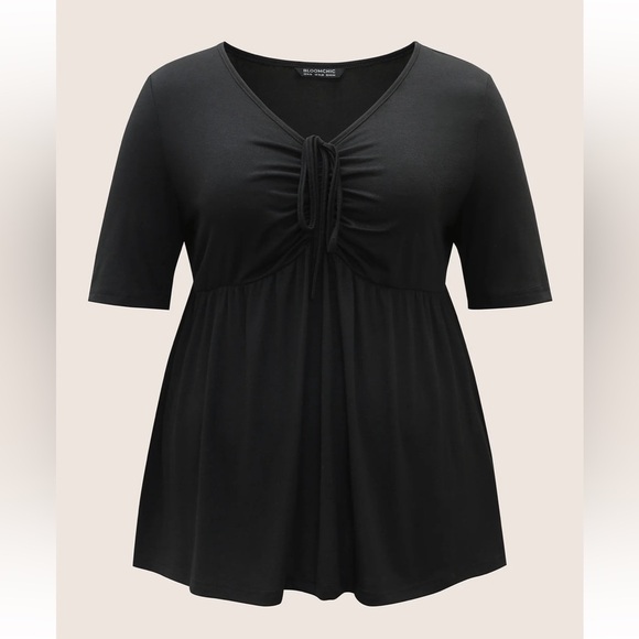 Bloomchic Plus Size Solid Drawstring Ruched Knit Top - Picture 4 of 8